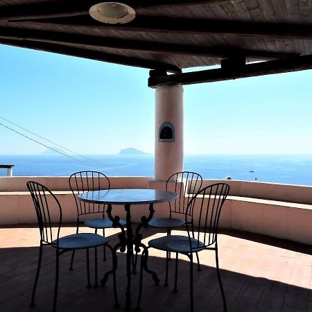 Case Al Mare - Terrazzi Panoramici E Ampio Giardino Santa Marina Salina Bagian luar foto